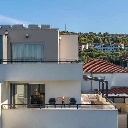 Magna Luxury Διαμέρισμα Μούρτερ