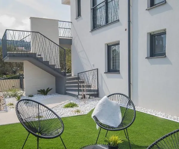 Magna Luxury * Murter