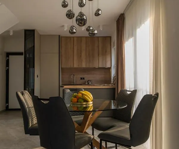 Magna Luxury Μούρτερ