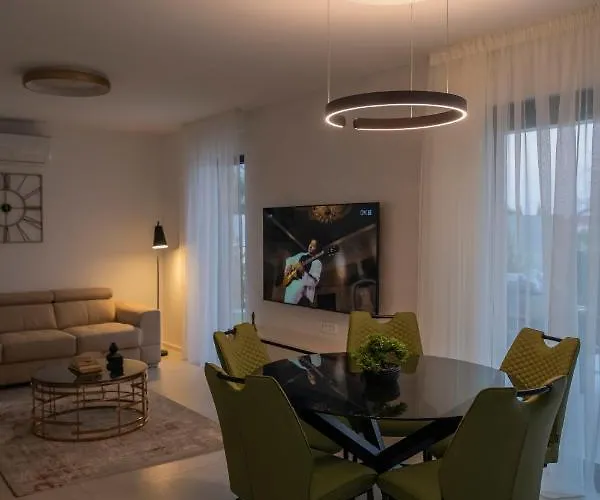 Magna Luxury * مورتير