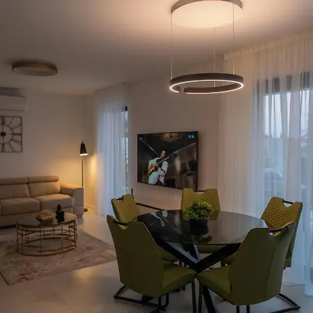 Magna Luxury * 무르테르