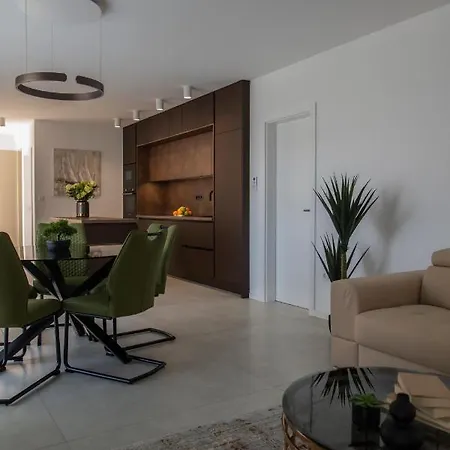 Magna Luxury * 무르테르