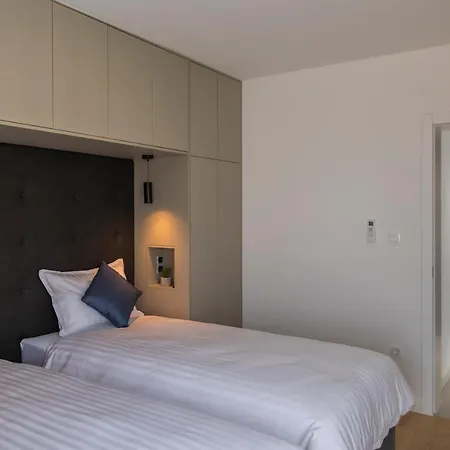 Magna Luxury 아파트 무르테르